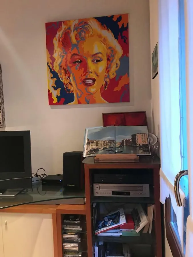 Apartment In A Lovely Garden Biennale Flat